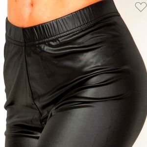 Faux leather leggings